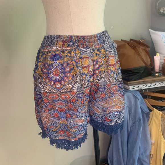 R Cinco‎ Ranch Shorts Multicolored Navy Gold Knit Fringe Trim Lightweight Size S - Picture 1 of 16